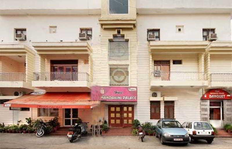 Hotel Mandakini Palace Kanpur Extérieur photo